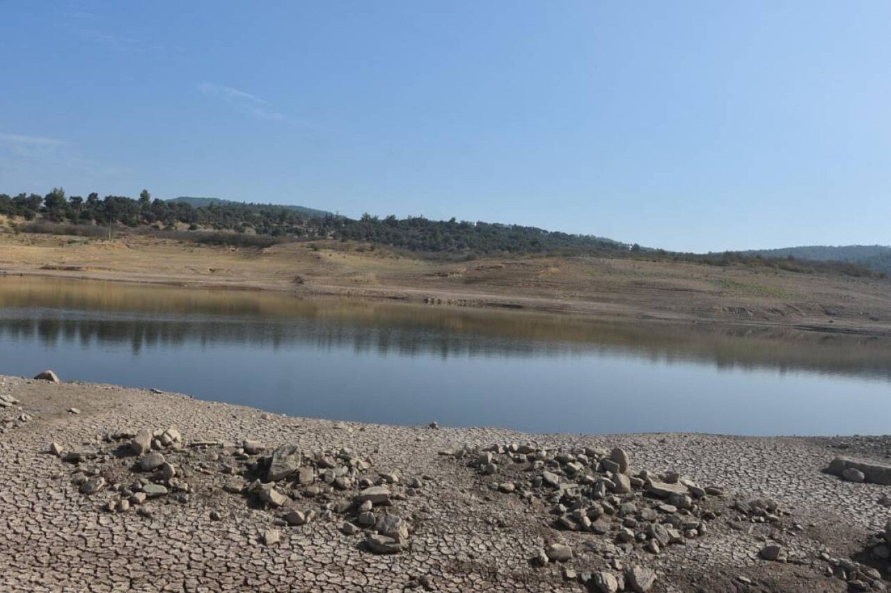 Tatil beldesinde su alarmı: Bizi zor günler bekliyor 5