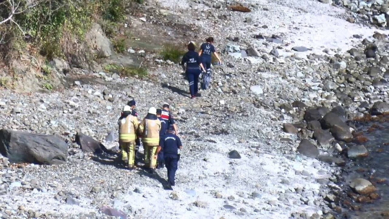 Mucize kurtuluş: Günlerce kurtarılmayı bekledi, su içerek hayata tutundu 9