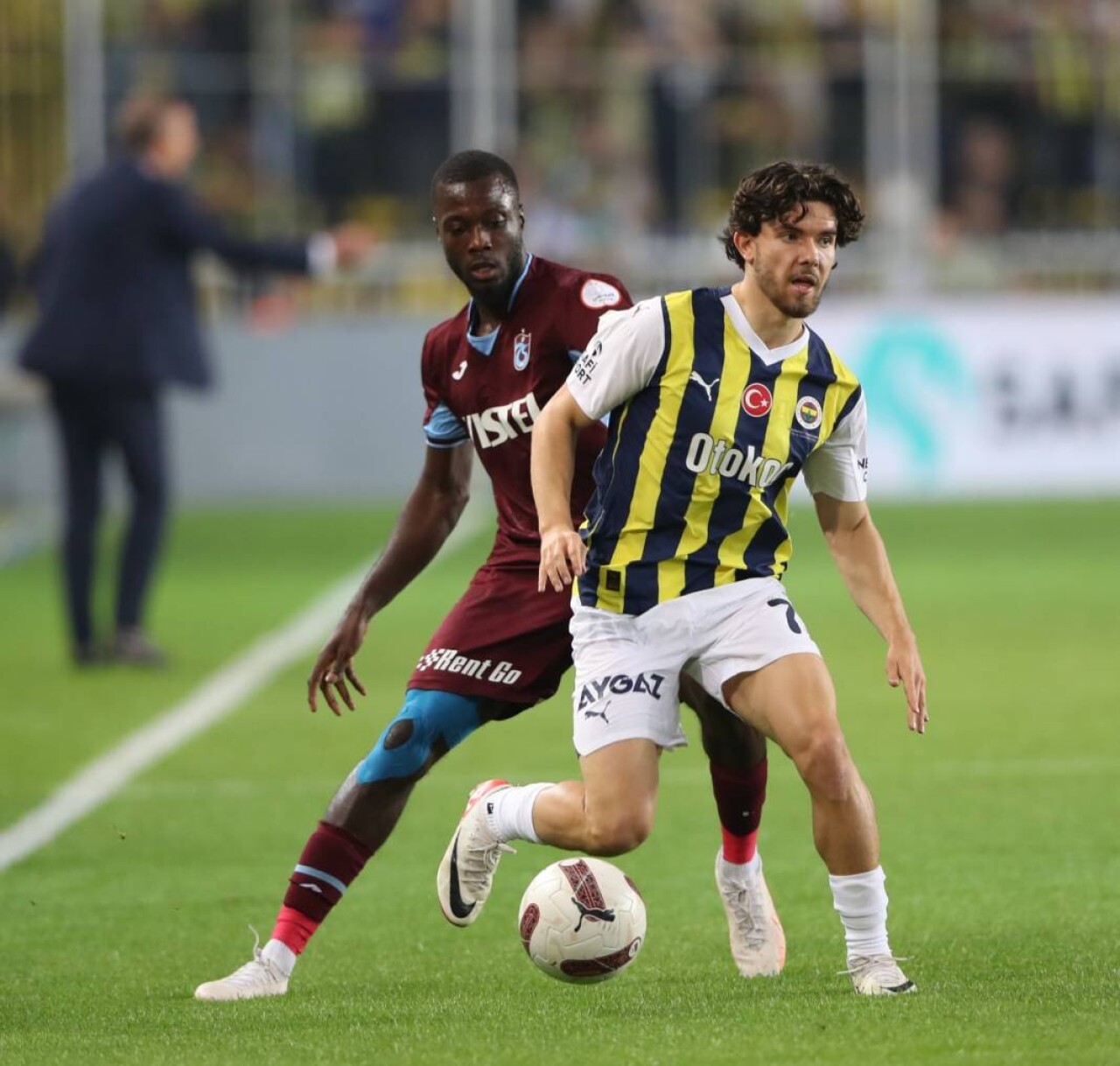 Fenerbahçe'nin serisini Trabzonspor bitirdi! 26 yıl sonra tarihe geçen zafer 3