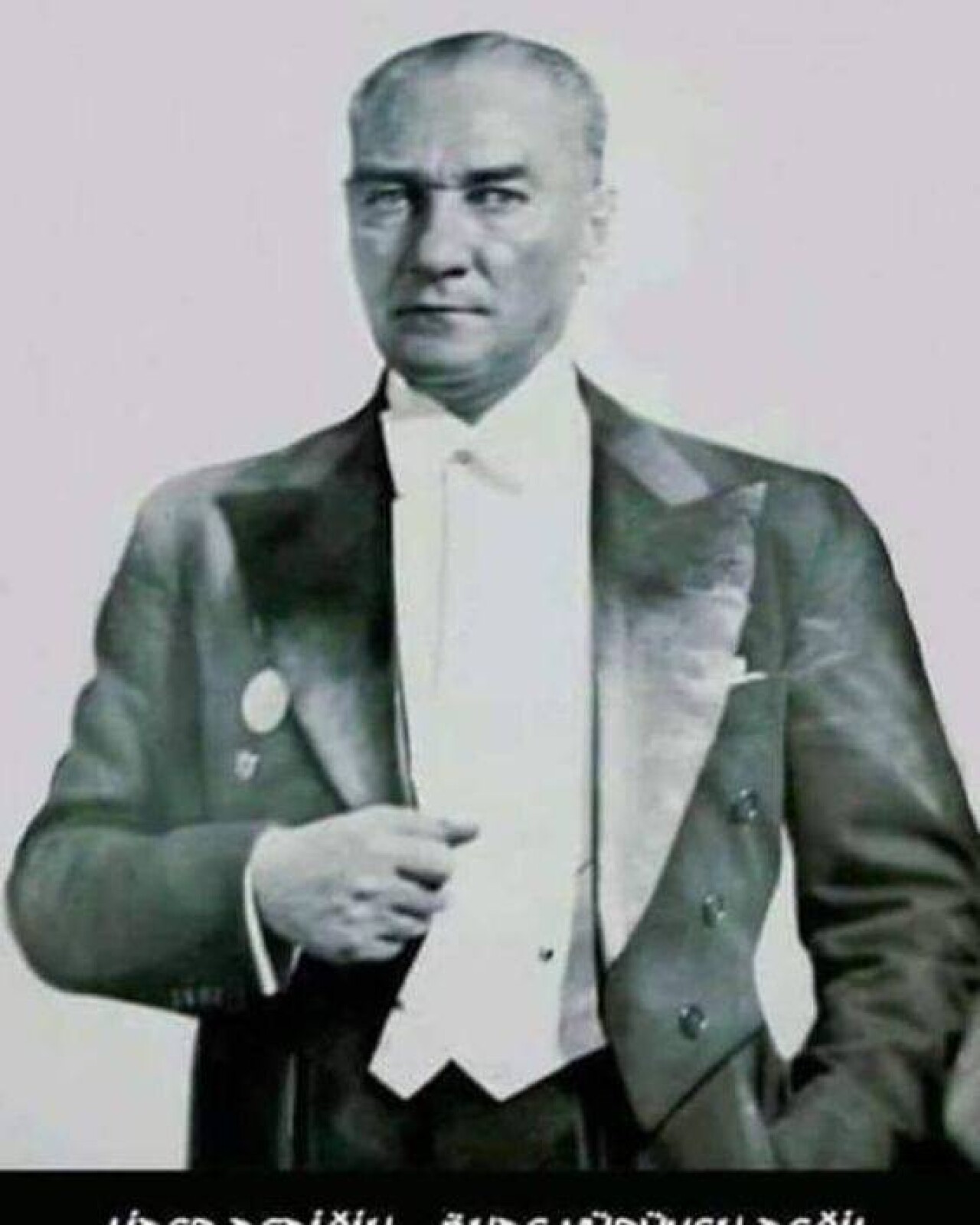 ATATÜRK'ÜN BİRBİRİNDEN GÜZEL FOTOĞRAFLARI 214