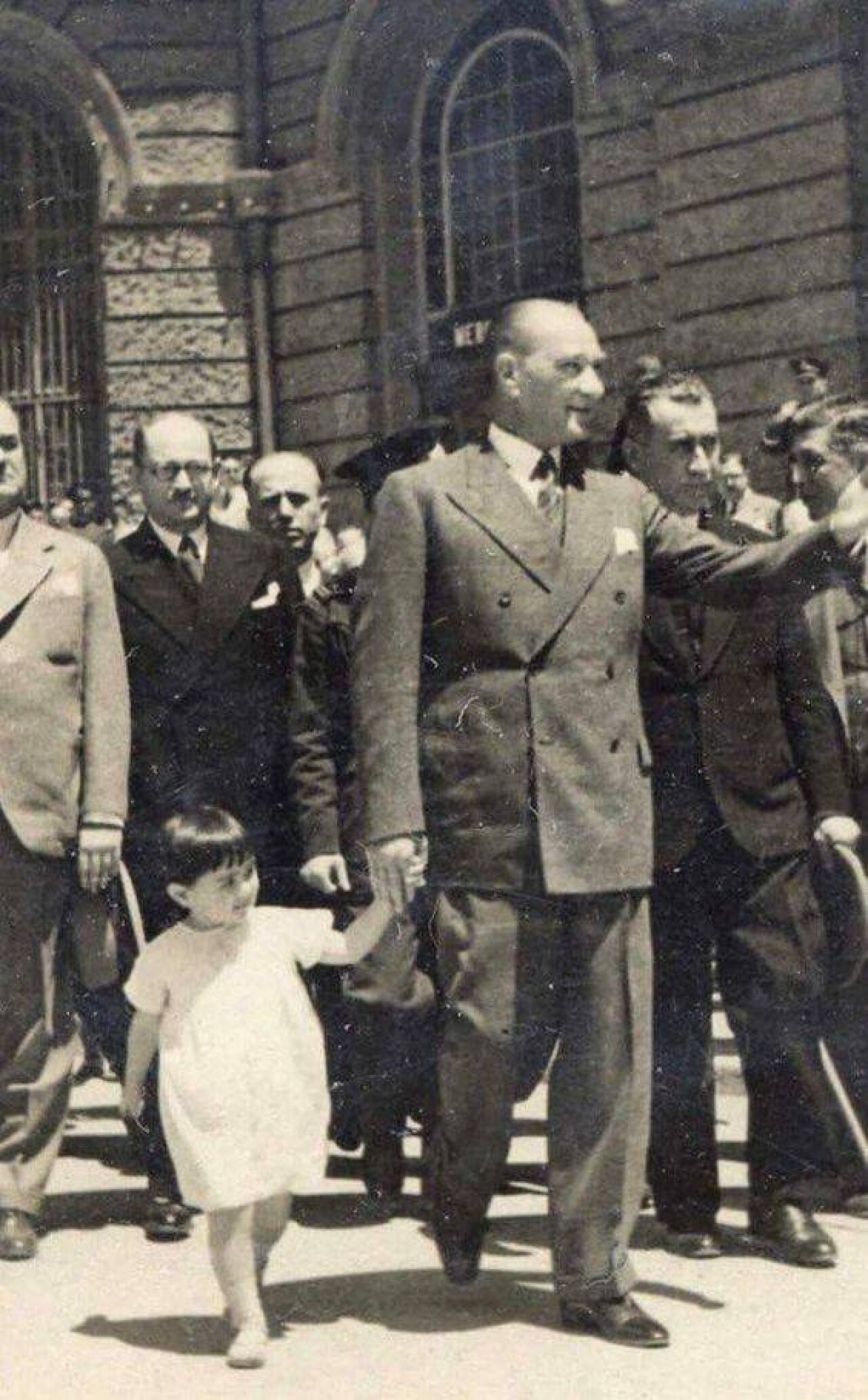 ATATÜRK'ÜN BİRBİRİNDEN GÜZEL FOTOĞRAFLARI 206