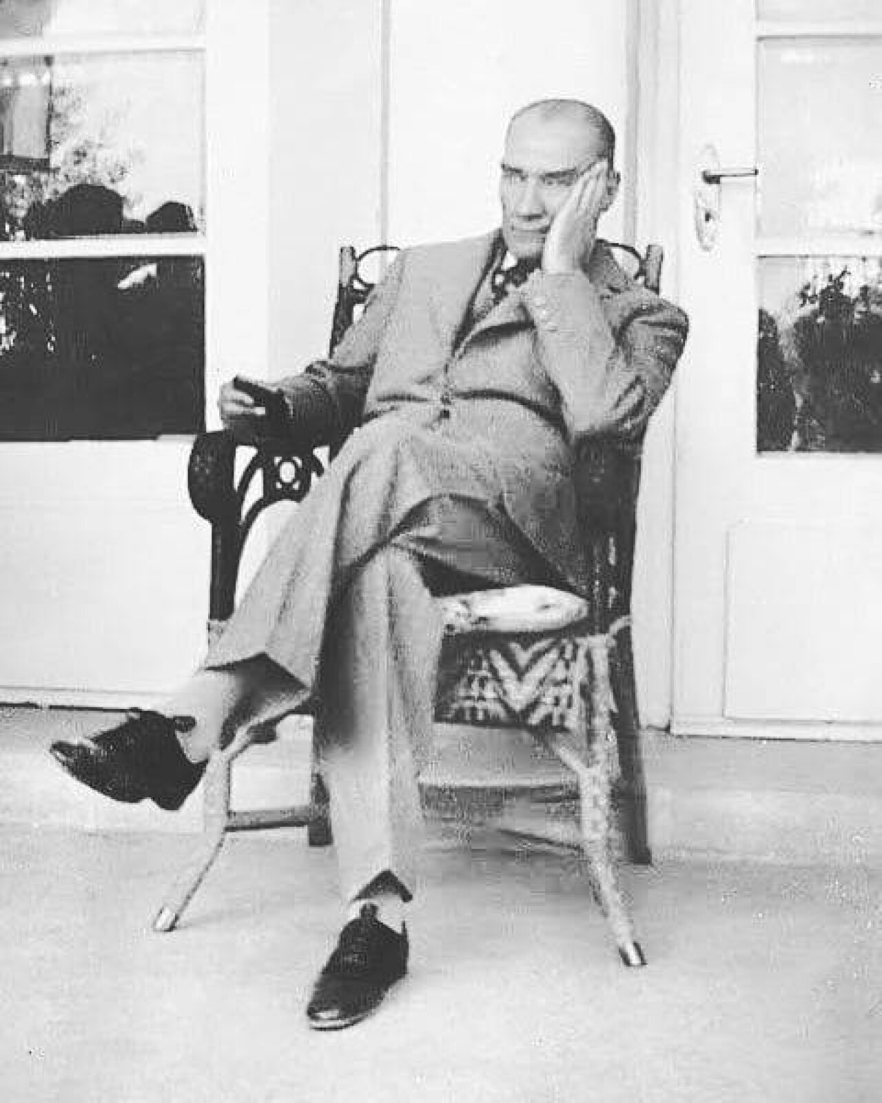 ATATÜRK'ÜN BİRBİRİNDEN GÜZEL FOTOĞRAFLARI 308