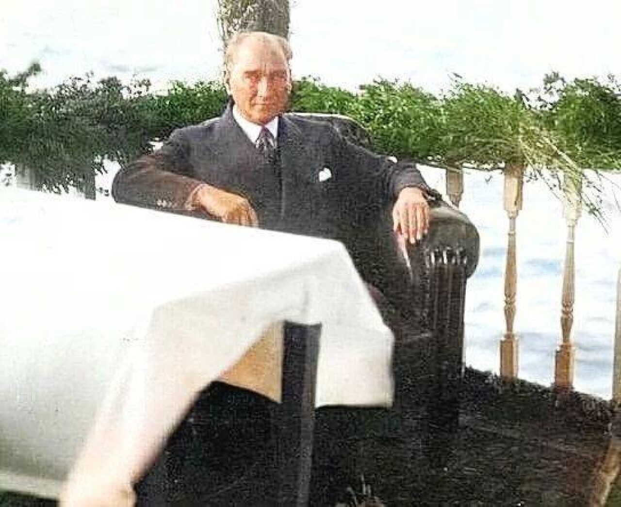 ATATÜRK'ÜN BİRBİRİNDEN GÜZEL FOTOĞRAFLARI 177