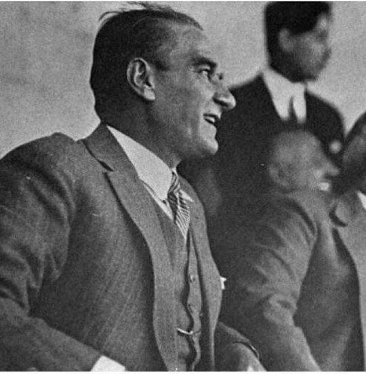 ATATÜRK'ÜN BİRBİRİNDEN GÜZEL FOTOĞRAFLARI 278