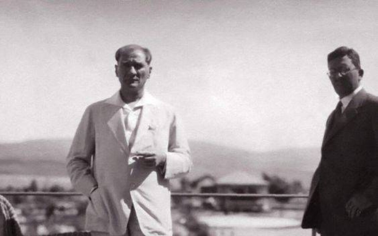 ATATÜRK'ÜN BİRBİRİNDEN GÜZEL FOTOĞRAFLARI 174