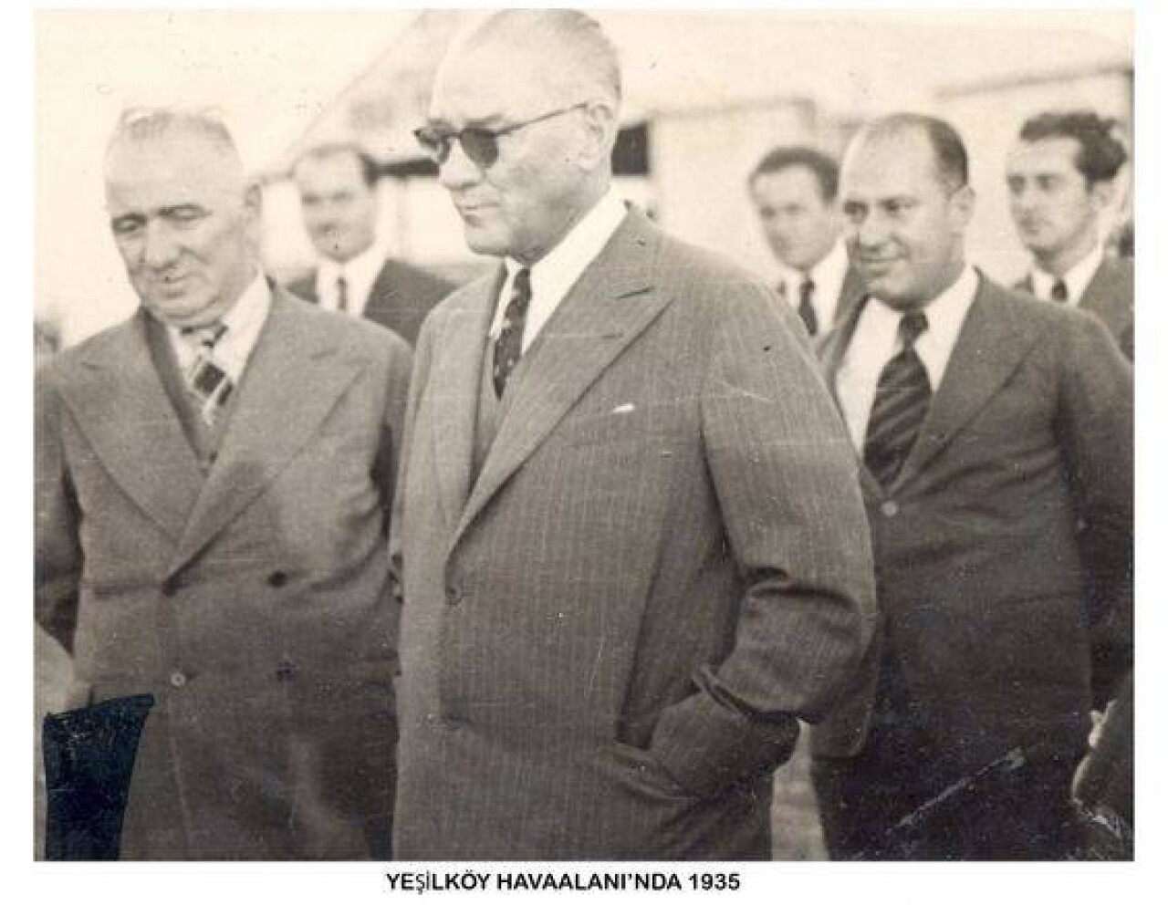 ATATÜRK'ÜN BİRBİRİNDEN GÜZEL FOTOĞRAFLARI 188