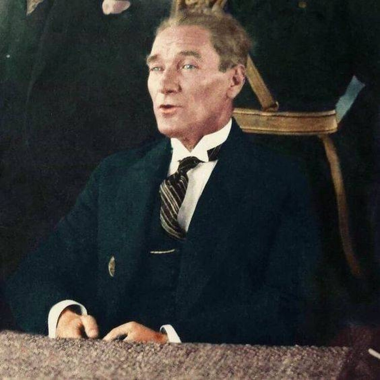 ATATÜRK'ÜN BİRBİRİNDEN GÜZEL FOTOĞRAFLARI 272