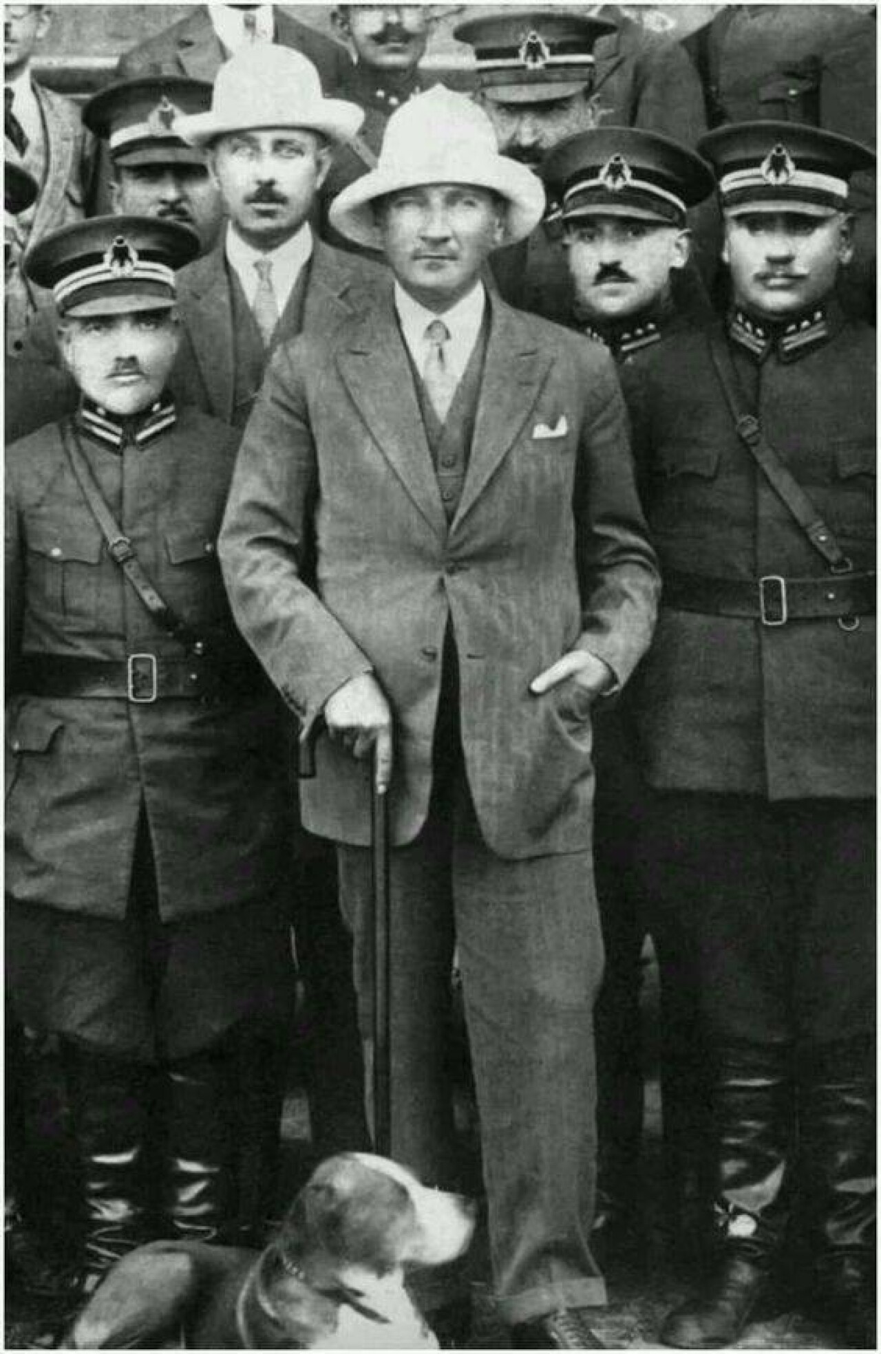 ATATÜRK'ÜN BİRBİRİNDEN GÜZEL FOTOĞRAFLARI 149