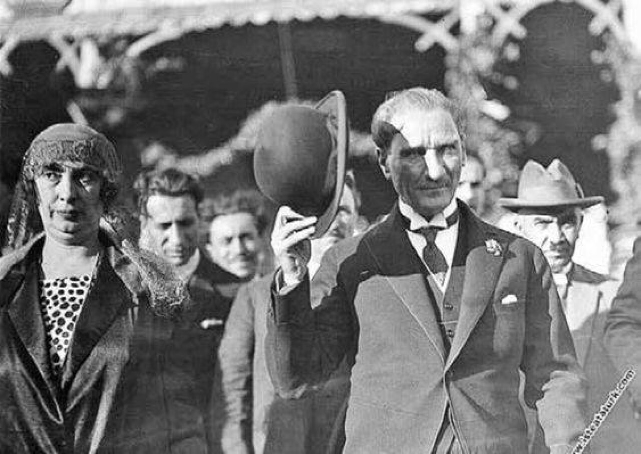 ATATÜRK'ÜN BİRBİRİNDEN GÜZEL FOTOĞRAFLARI 114