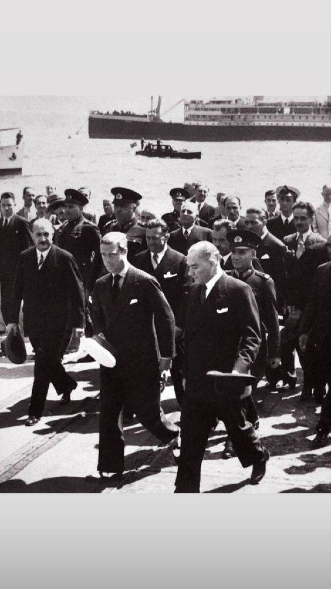 ATATÜRK'ÜN BİRBİRİNDEN GÜZEL FOTOĞRAFLARI 34