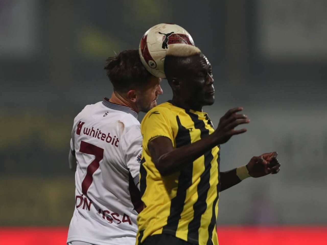 İstanbulspor-Trabzonspor maçı fotoğrafları 18