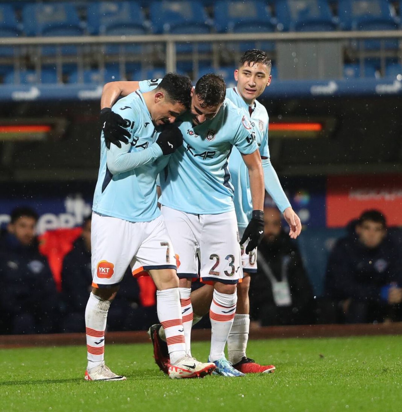 Başakşehir’den rahat galibiyet 0-3 5