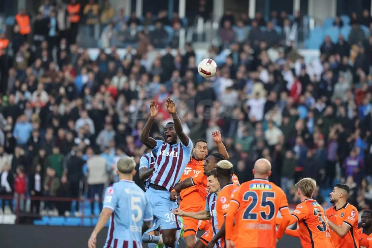 Kaostan fırtına çıktı! Trabzonspor yarı finalde 32