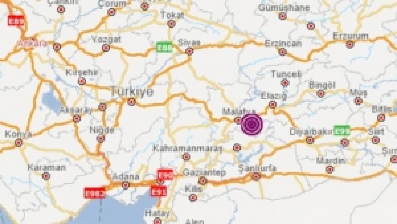 Malatya'da korkutan deprem! Çevre illerden de hissedildi