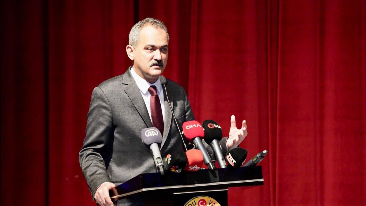 Bakan Özer'den okul öncesi eğitim ücretleri açıklaması