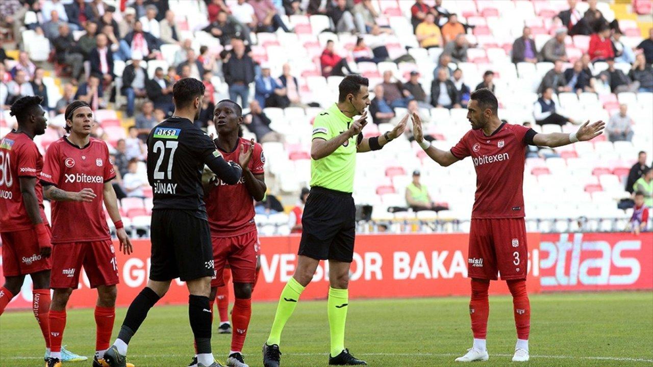 Sivasspor ligde puan hasretine son veremedi