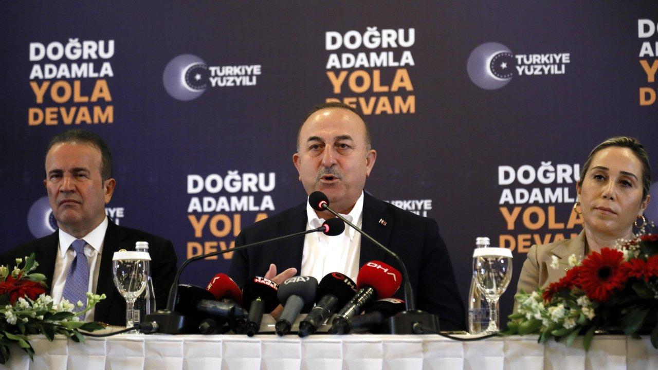 Çavuşoğlu'ndan muhalefete "Rusya" tepkisi