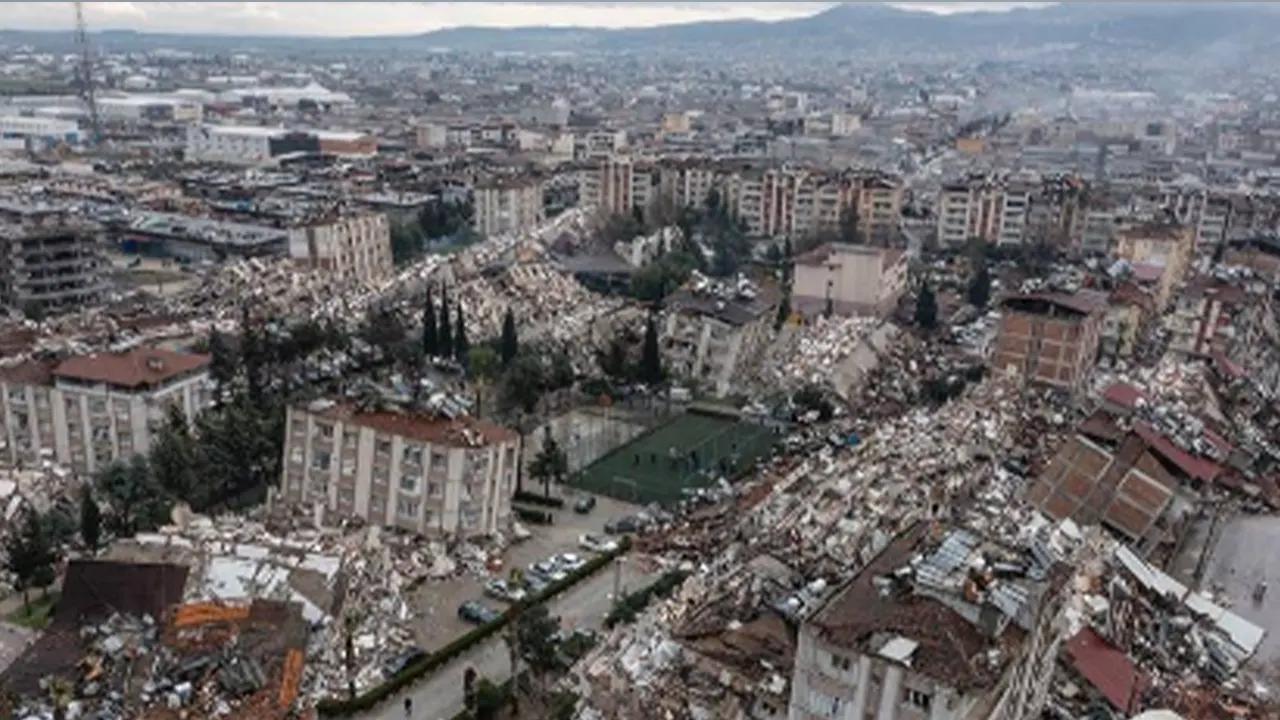 82 bin depremzede öğrenci okullarına geri döndü