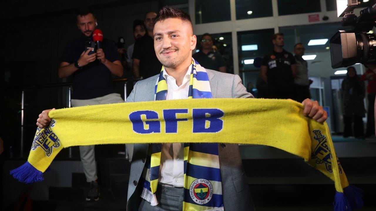 Cengiz Ünder, Fenerbahçe için İstanbul'da