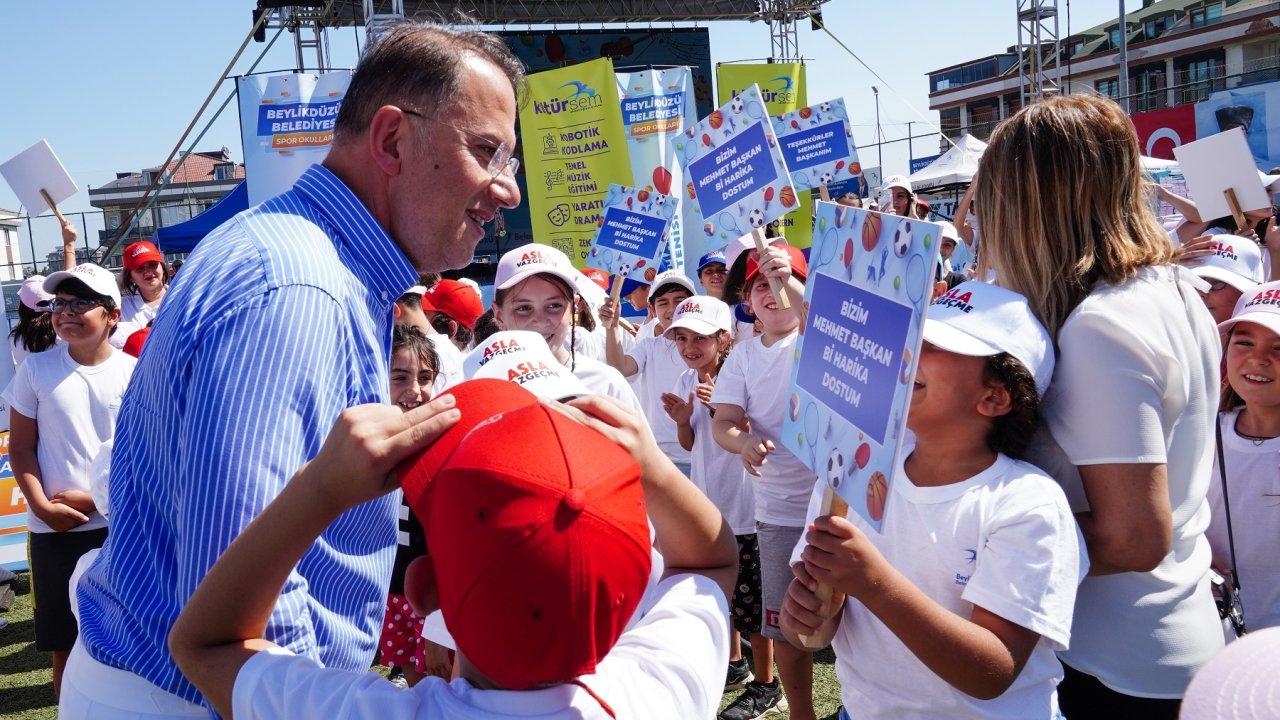 Başkan Çalık: Kendinizi geliştirmekten asla vazgeçmeyin