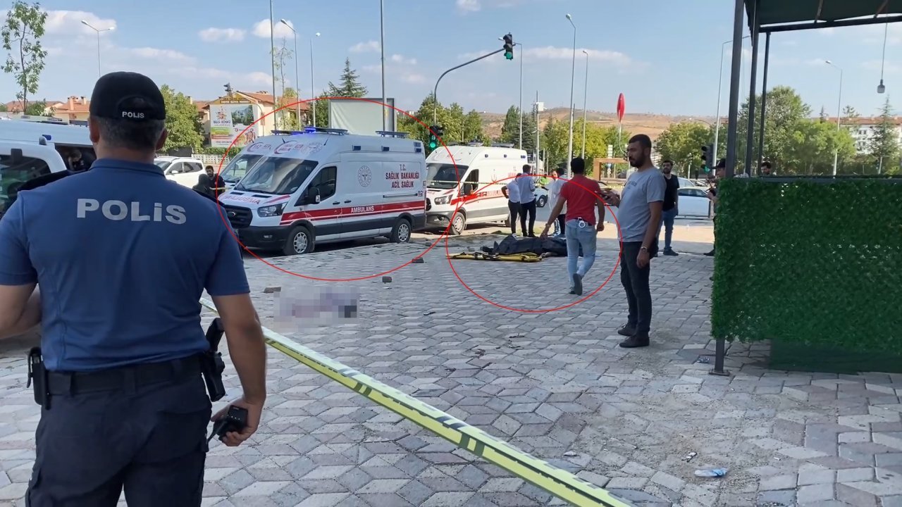 Ambulansta müdahale edilirken öldürülmüştü: Baba- oğul tutuklandı