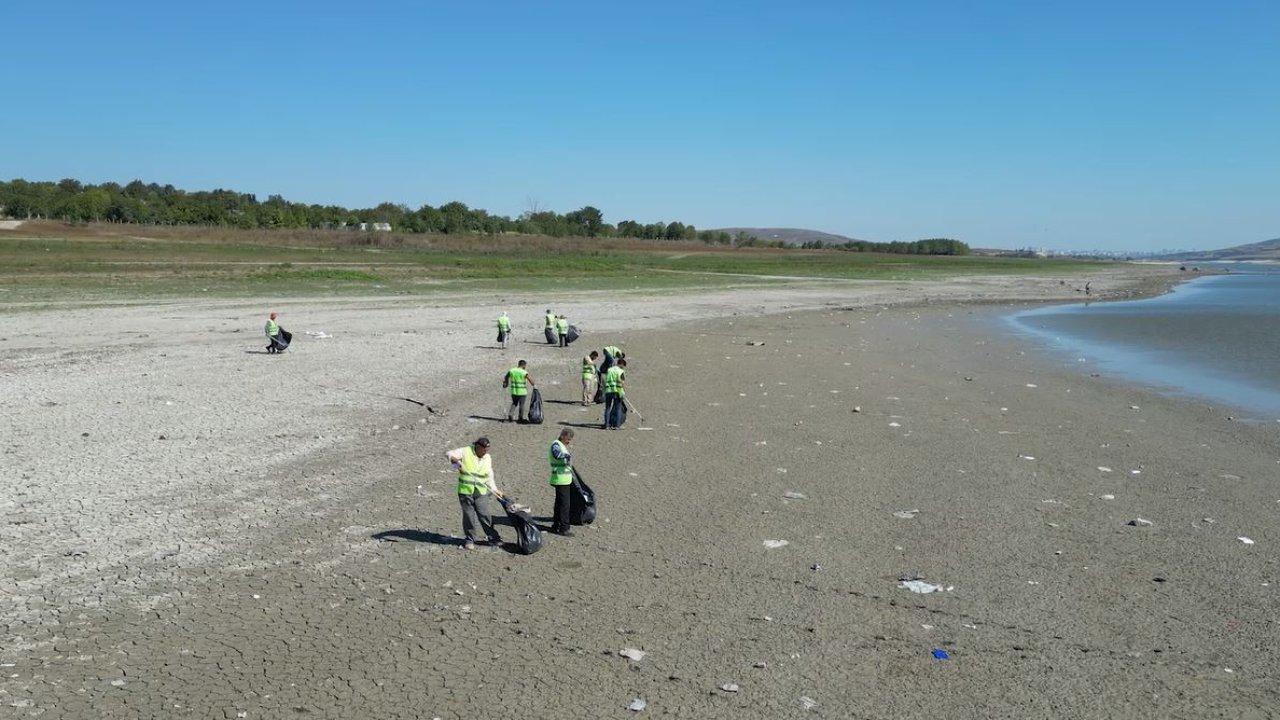 Barajlardan haftada 100 ton çöp toplanıyor