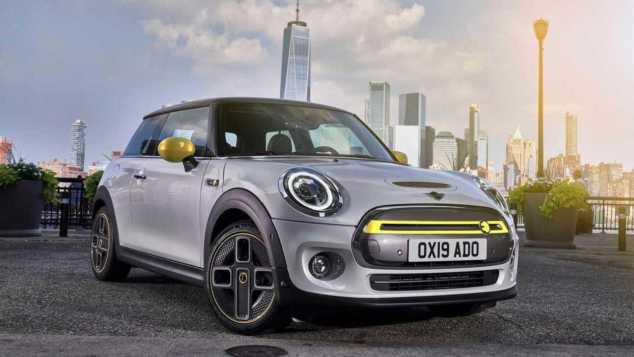 Ekim 2023 Mini Cooper Fiyatları Clubman, Countryman, Cabrio, SE, JCW modelleri kaç TL?