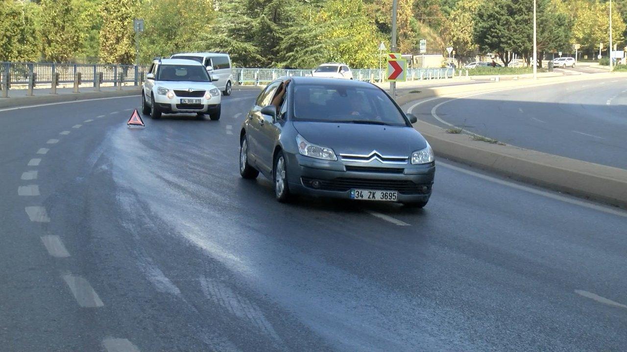 Yola dökülen yağ, kazalara davetiye çıkardı