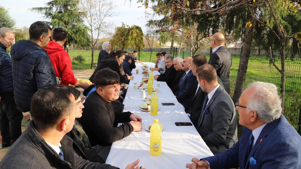 Belediyeden koruma altında olan çocuklara sürpriz