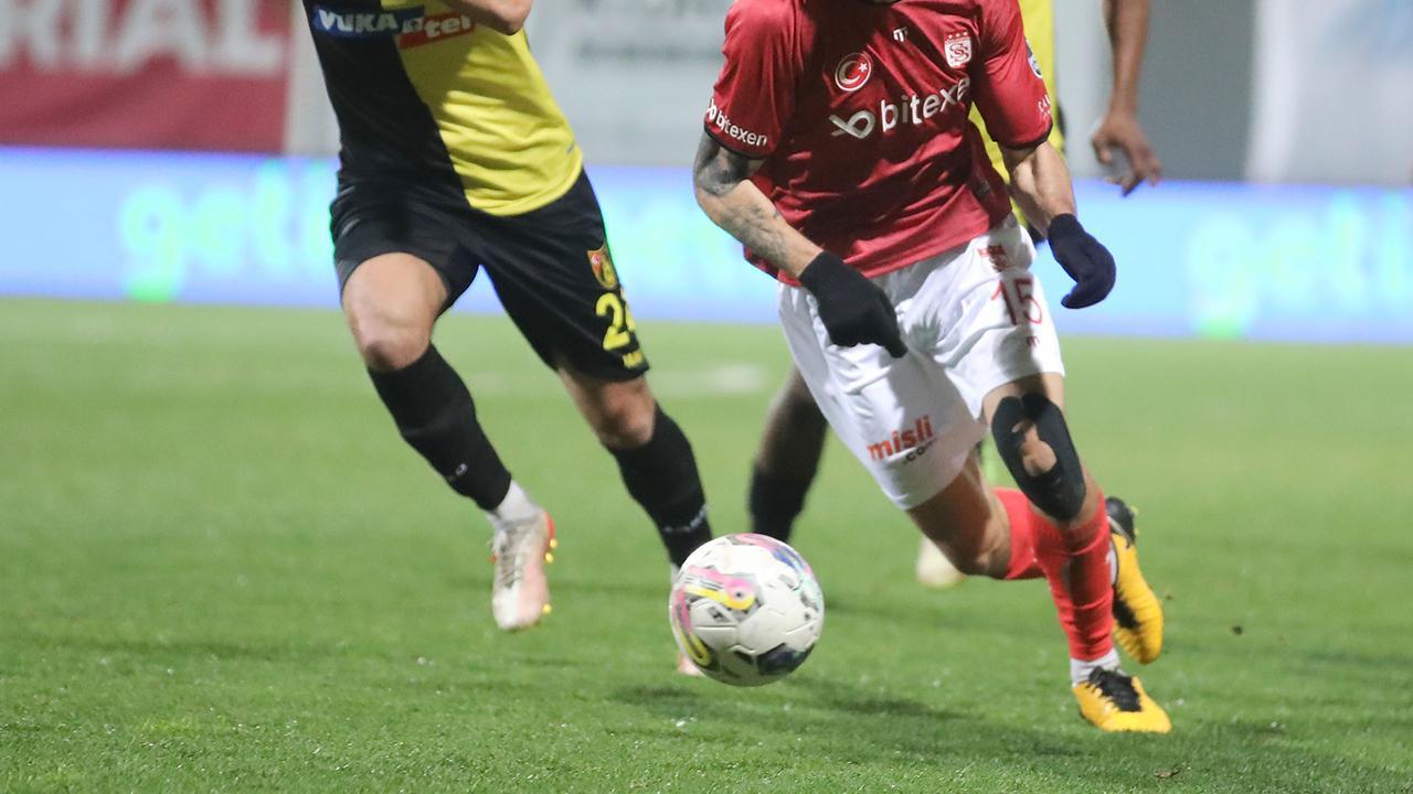 İstanbulspor Sivaspor'un konuğu