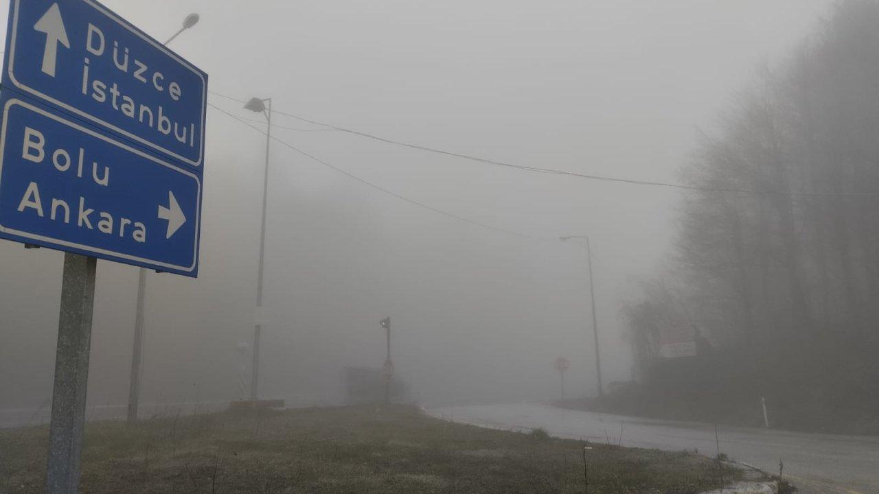 Bolu Dağı'nda sis etkili oldu, görüş mesafesi düştü!