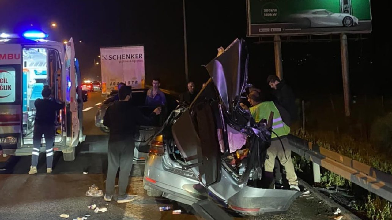 Koruma polislerini taşıyan araç TIR'a çarptı: 1 şehit, 2 yaralı