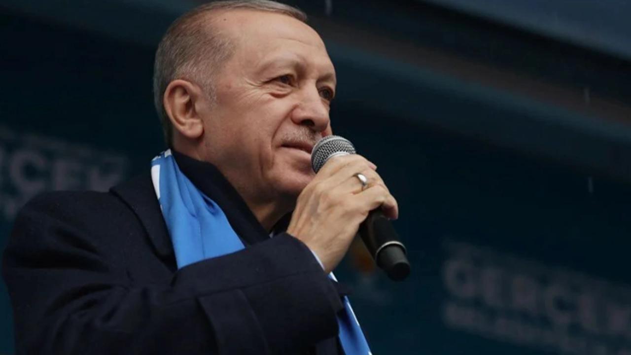 Cumhurbaşkanı Erdoğan memleketi Rize'de konuştu: 'Hayat pahalılığının muhakkak üstesinden geleceğiz'