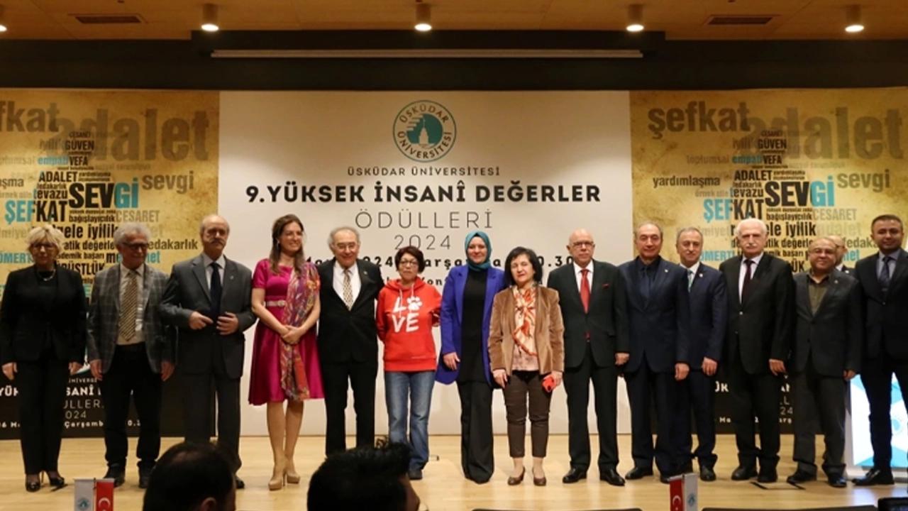 9'uncu Yüksek İnsani Değerler Ödülleri sahiplerini buldu