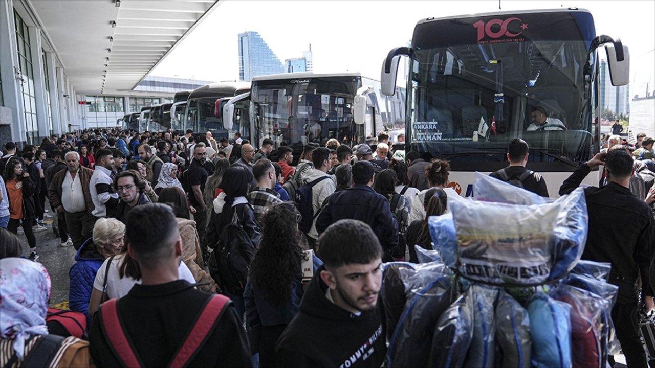 Fahiş fiyatlarla bilet satan otobüs firmalarına para cezası kesildi