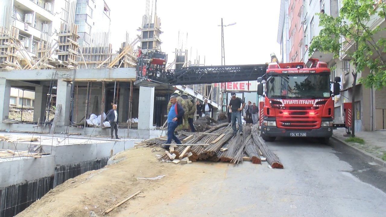 Metrelerce yükseklikten inşaat boşluğuna düştü: İmdadına itfaiye ekipleri yetişti