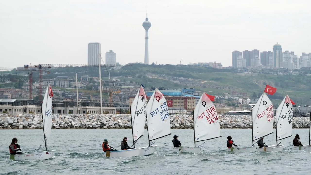 Büyükçekmece 19 Mayıs Su Sporları Festivali ile şenlendi