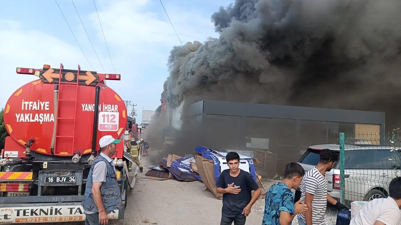 Soğuk hava deposunda korkutan yangın: Alevler bir anda tüm binayı sardı, çok sayıda ekip sevk edildi