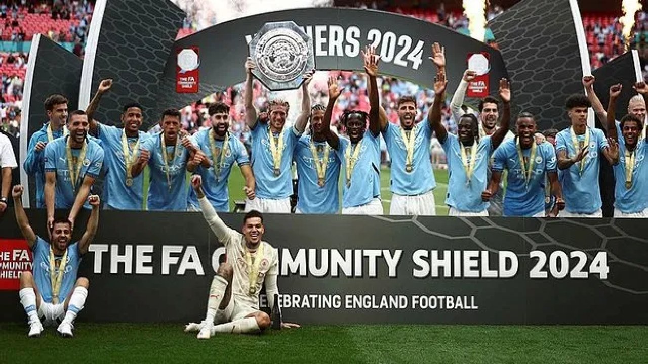 Manchester City, penaltılarla İngiltere Community Shield kupasını kazandı