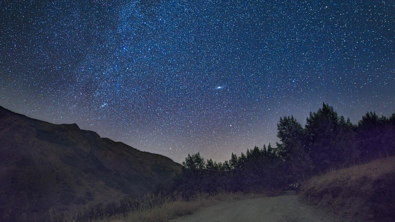 Nemrut Krater Gölü'nde Perseid meteor yağmuru şöleni