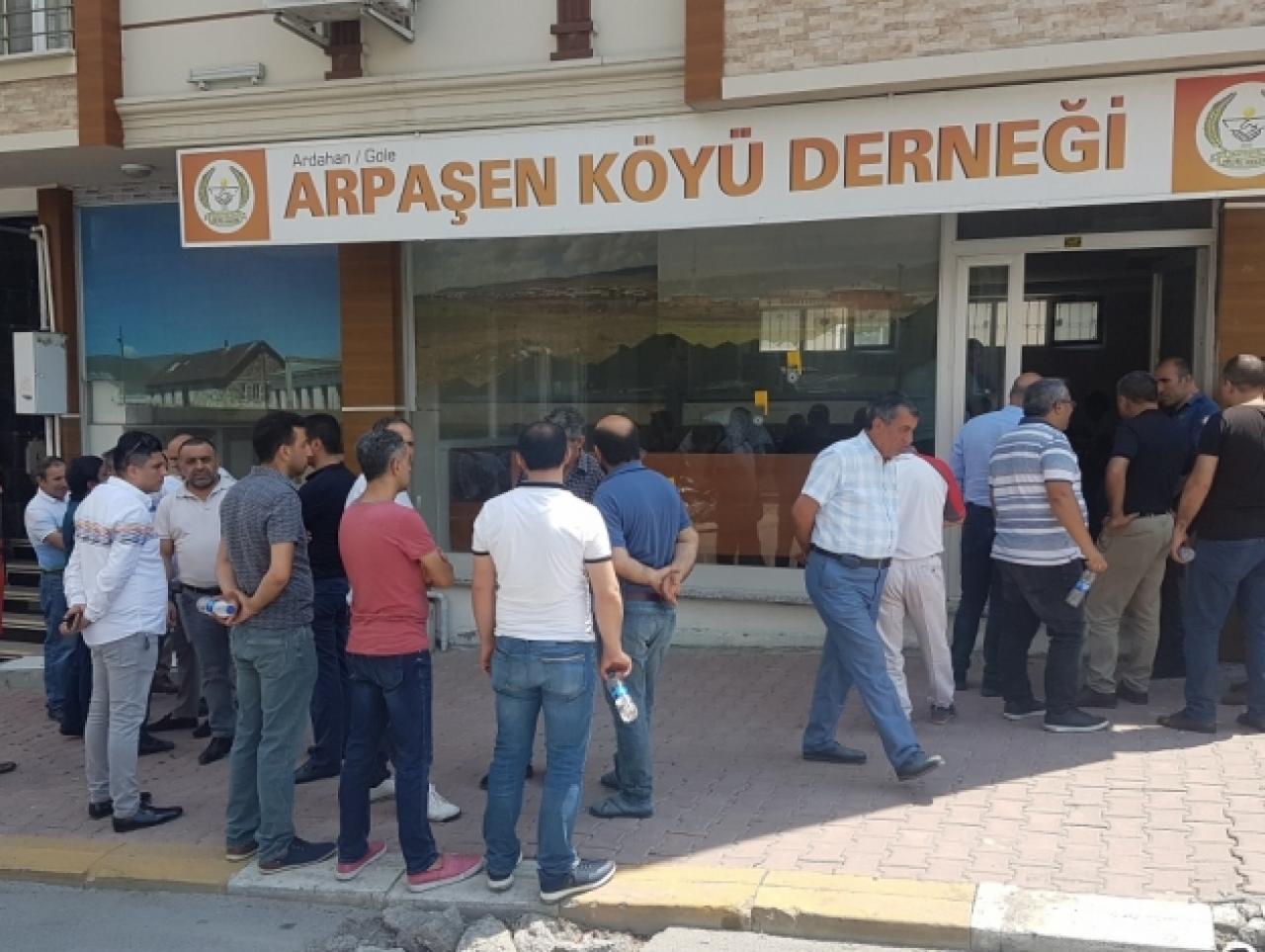 Derneği kurşun yağmuruna tuttular