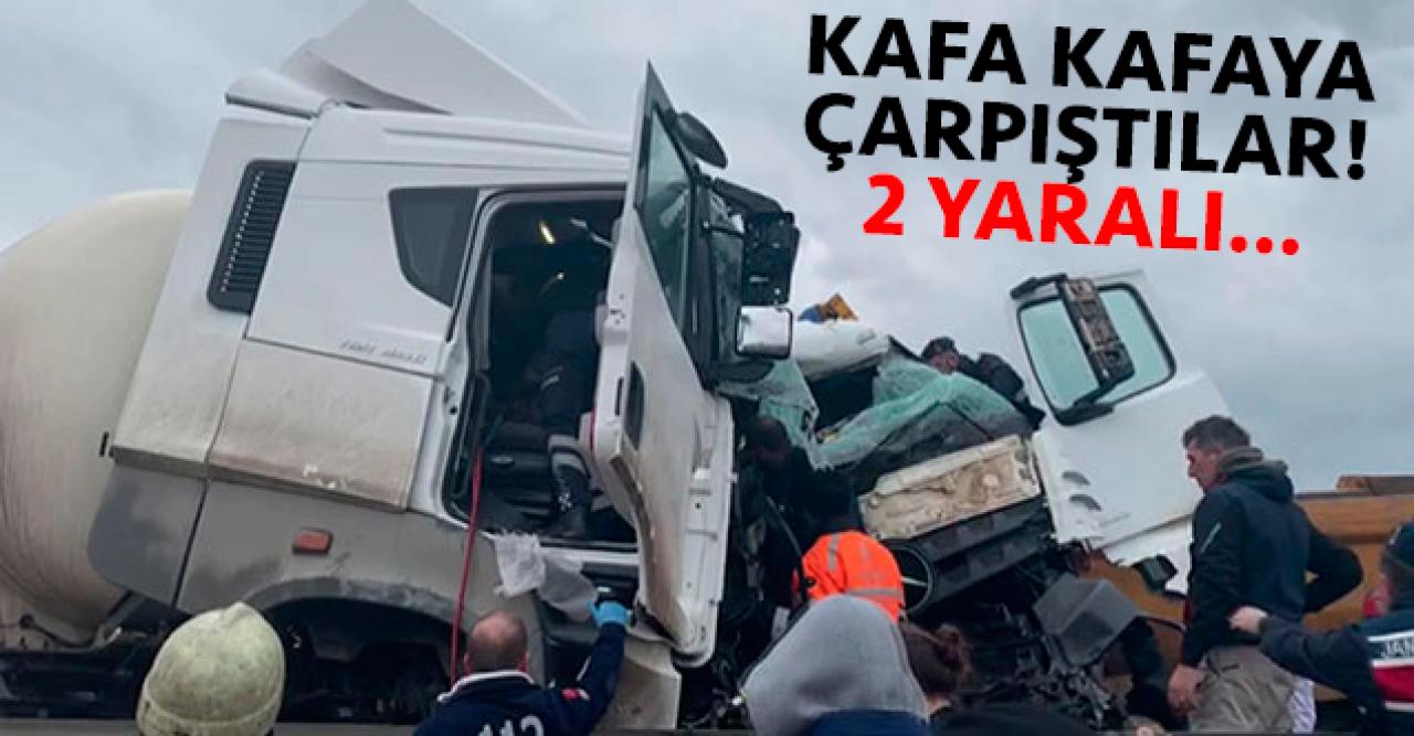 Şile'de kamyon ile su tankeri kafa kafaya çarpıştı: 2 yaralı