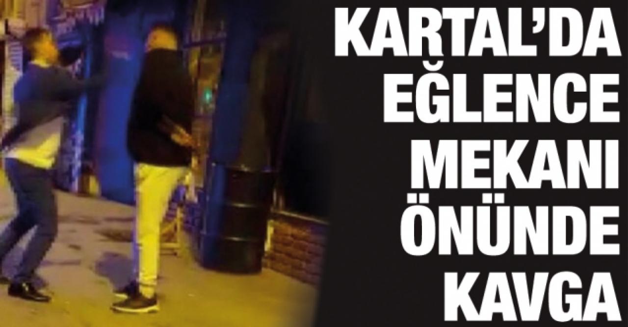 Kartal'da eğlence mekanı önünde kavga