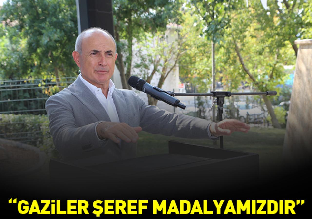 Gaziler bizim şeref madalyamızdır!