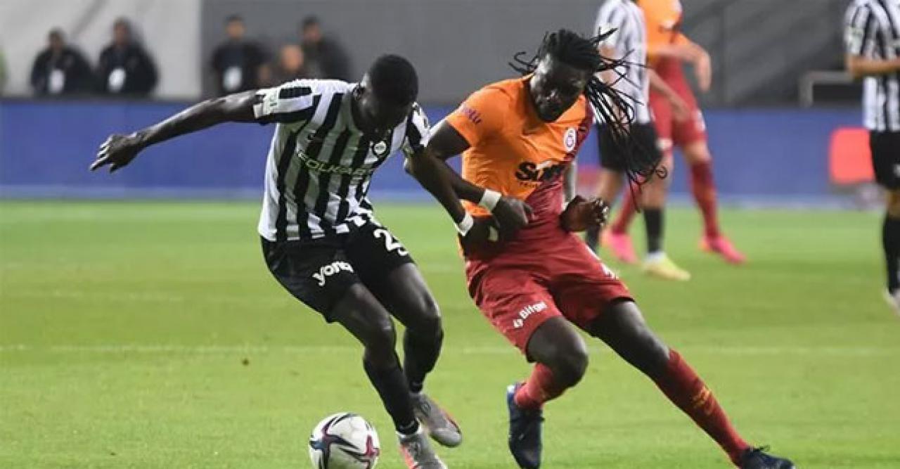 Gomis direkten döndü