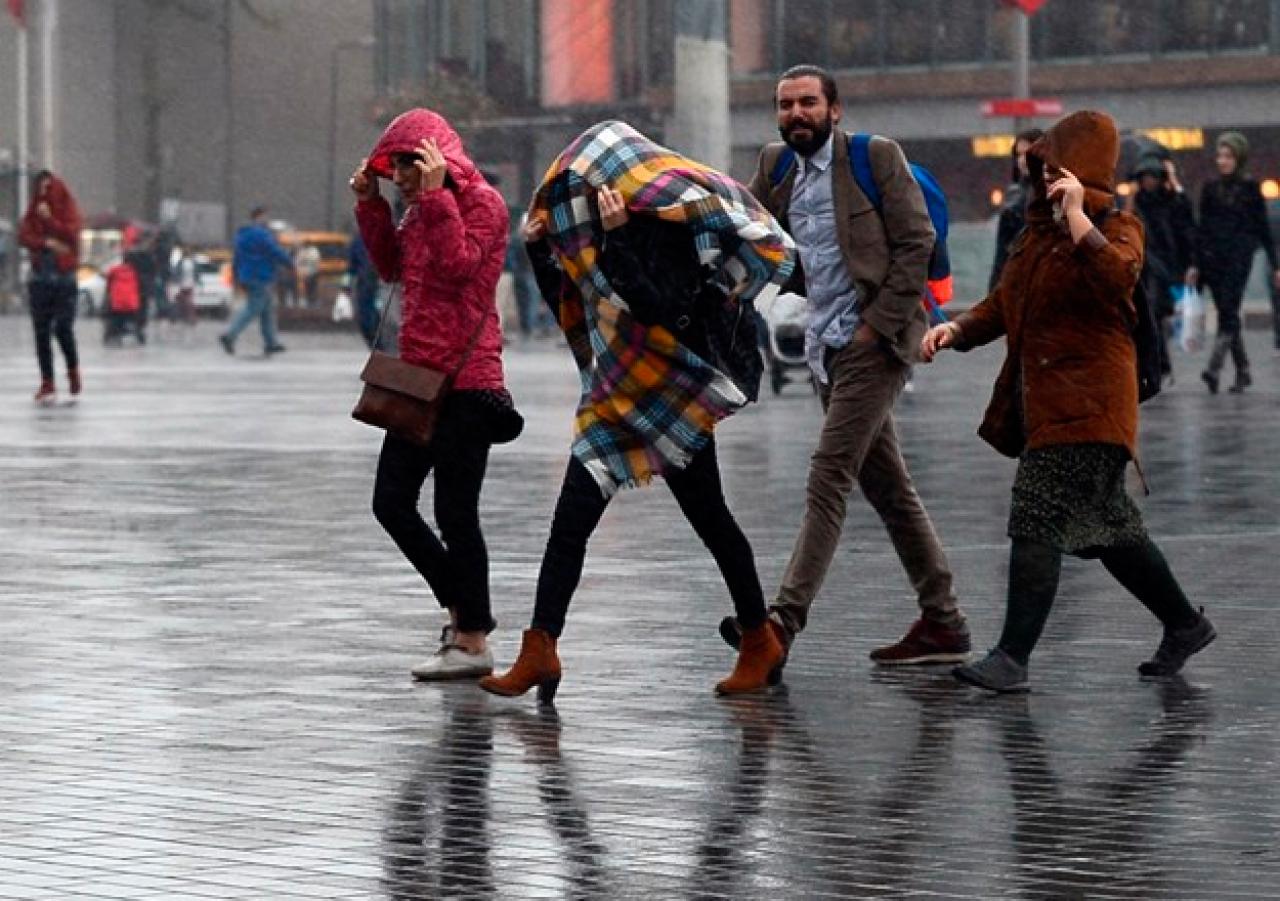 İstanbullular dikkat! Meteoroloji uyardı - Ne zaman yağmur yağacak?