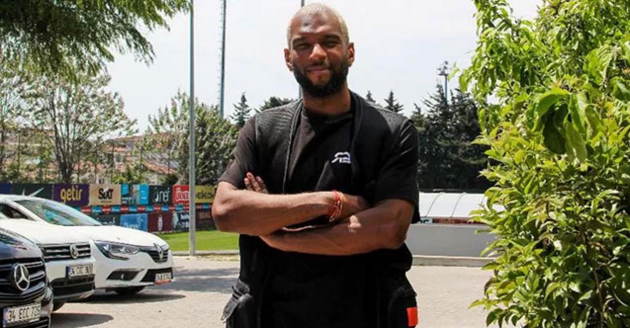 Ryan Babel İstanbul'da kalıyor!