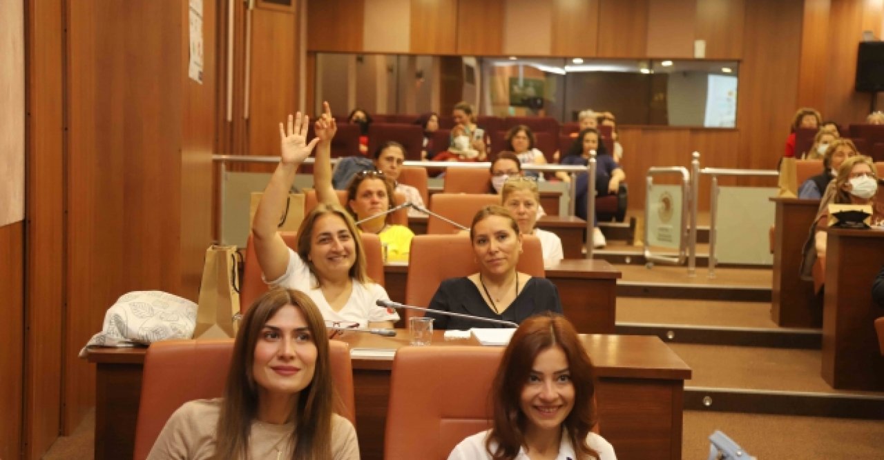 Kartal’da kadınlar İçin dijital girişimcilik seminerleri başladı