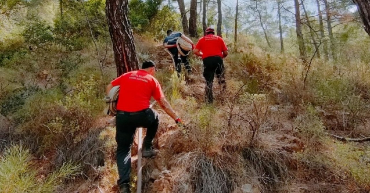 Kartal yangınla mücadele etti