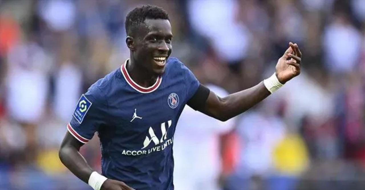 Idrissa Gueye'de hareketli saatler